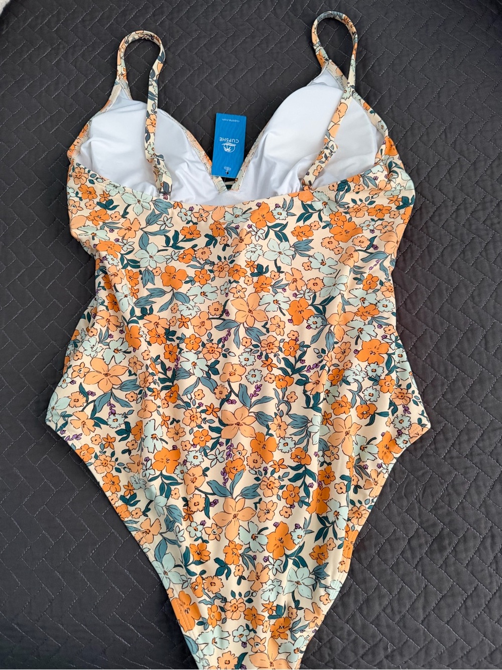 Cupshe Floral One-Piece Swimsuit in Orange and Cream - Picture 2 of 3